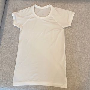 Lululemon - White Slim Fit Swiftly Tech
